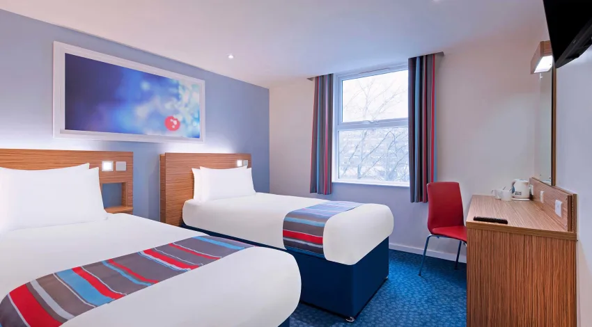 Travelodge Bath Waterside Hotel - Book Now